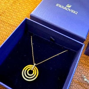 Swarovski Necklace RoseGold Circle